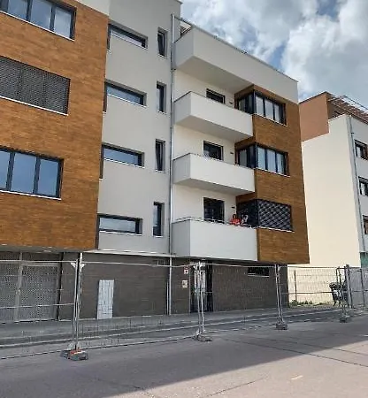Soukromy 2+kk S Balkonem A Parkovanim Lejlighed *