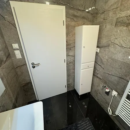 شقة Soukromy 2+kk S Balkonem A Parkovanim زنويمو