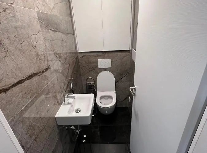 Soukromý 2+kk S Balkónem A Parkováním Apartamento Znojmo