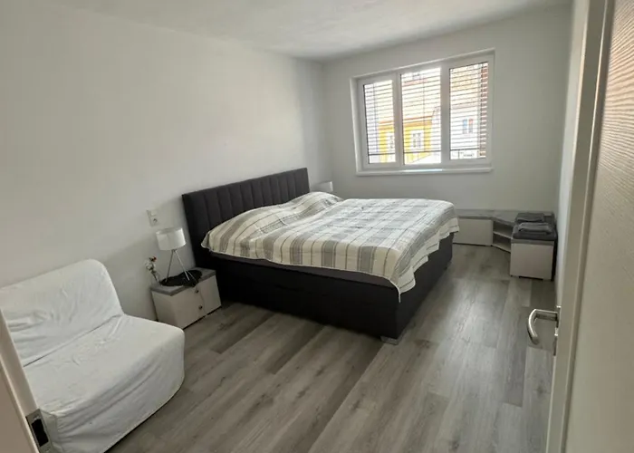 Apartamento Soukromý 2+kk S Balkónem A Parkováním